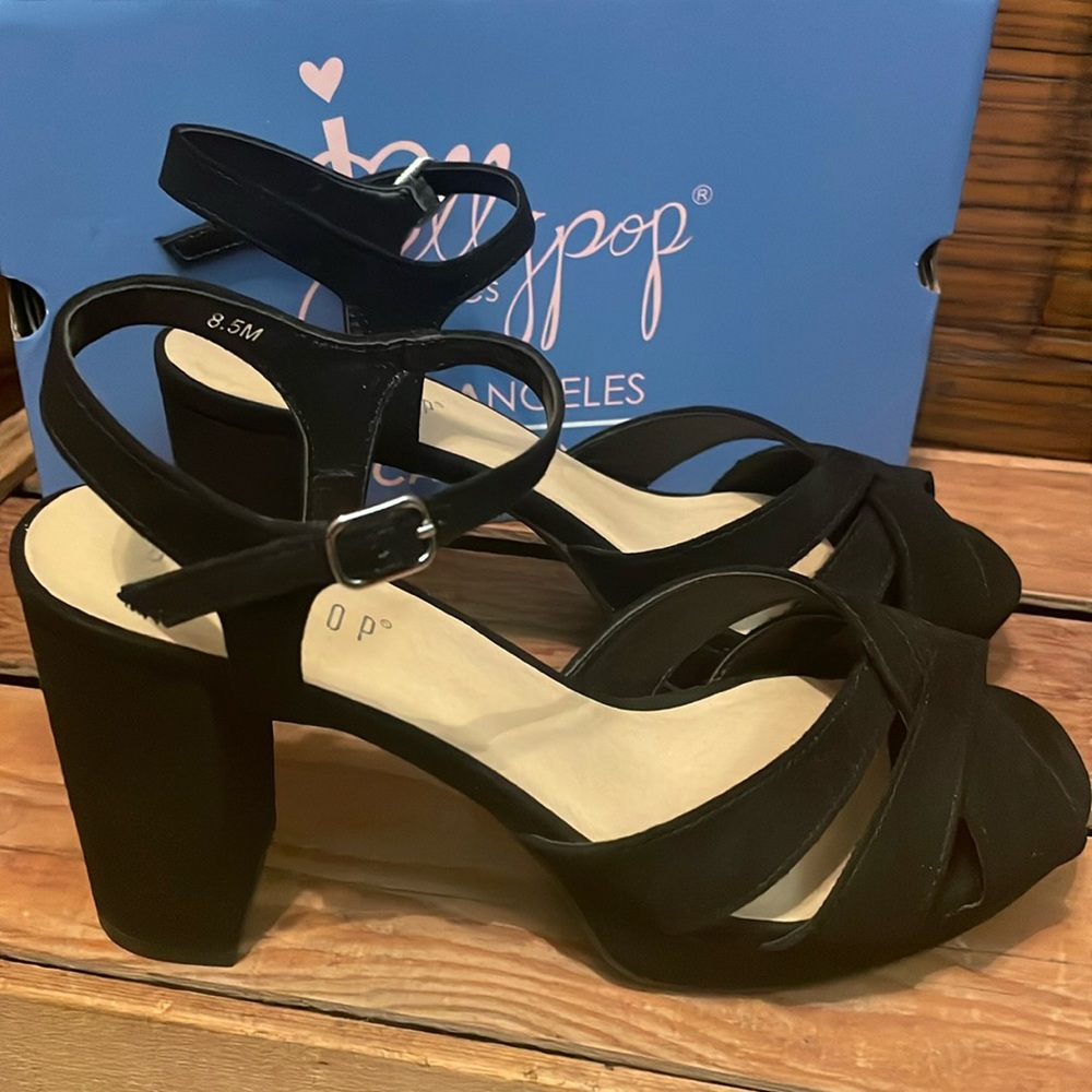 Dressy Sandals Strappy Thick heels Black Size 8.5 - Picture 1 of 7